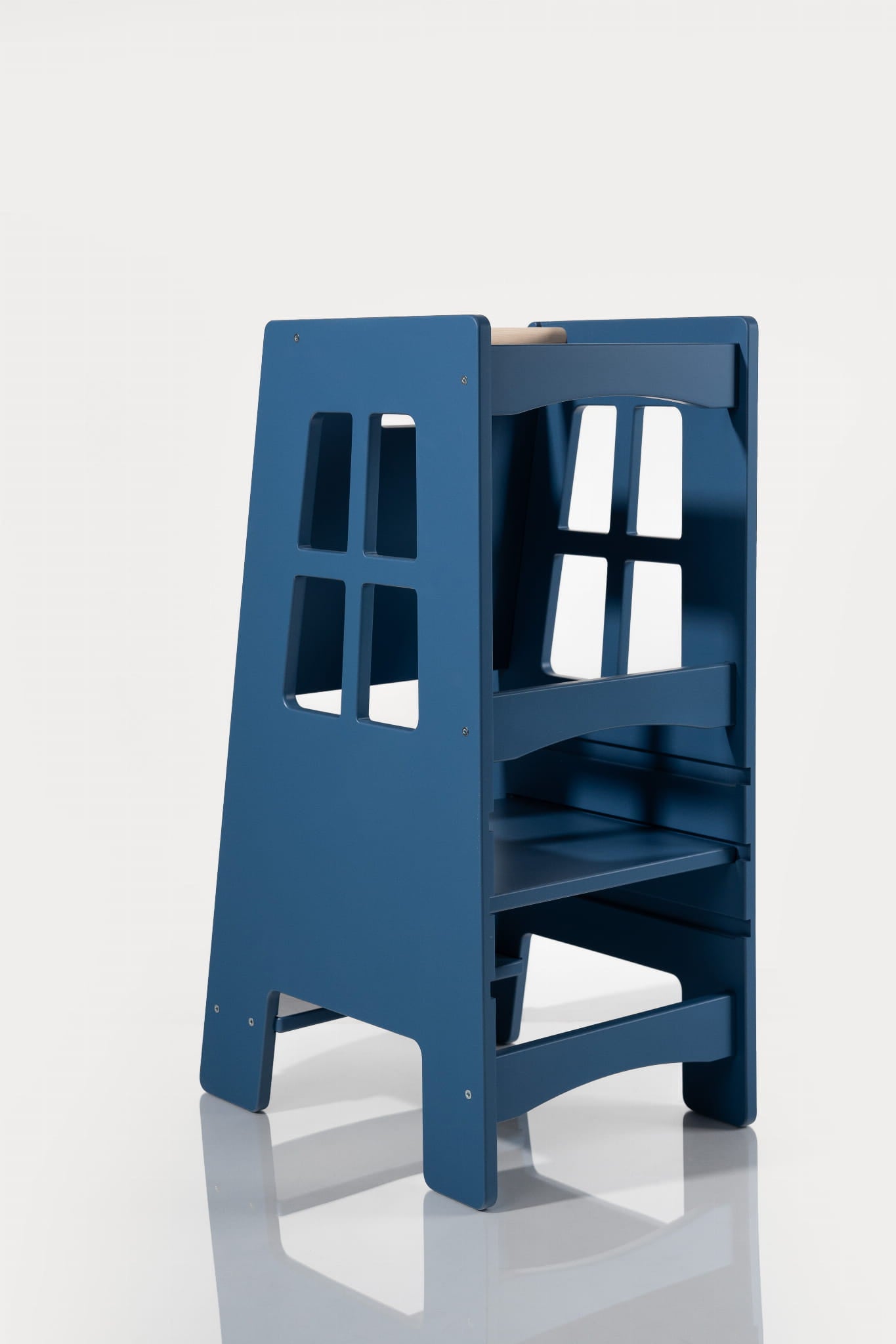 Premium Montessori learning tower