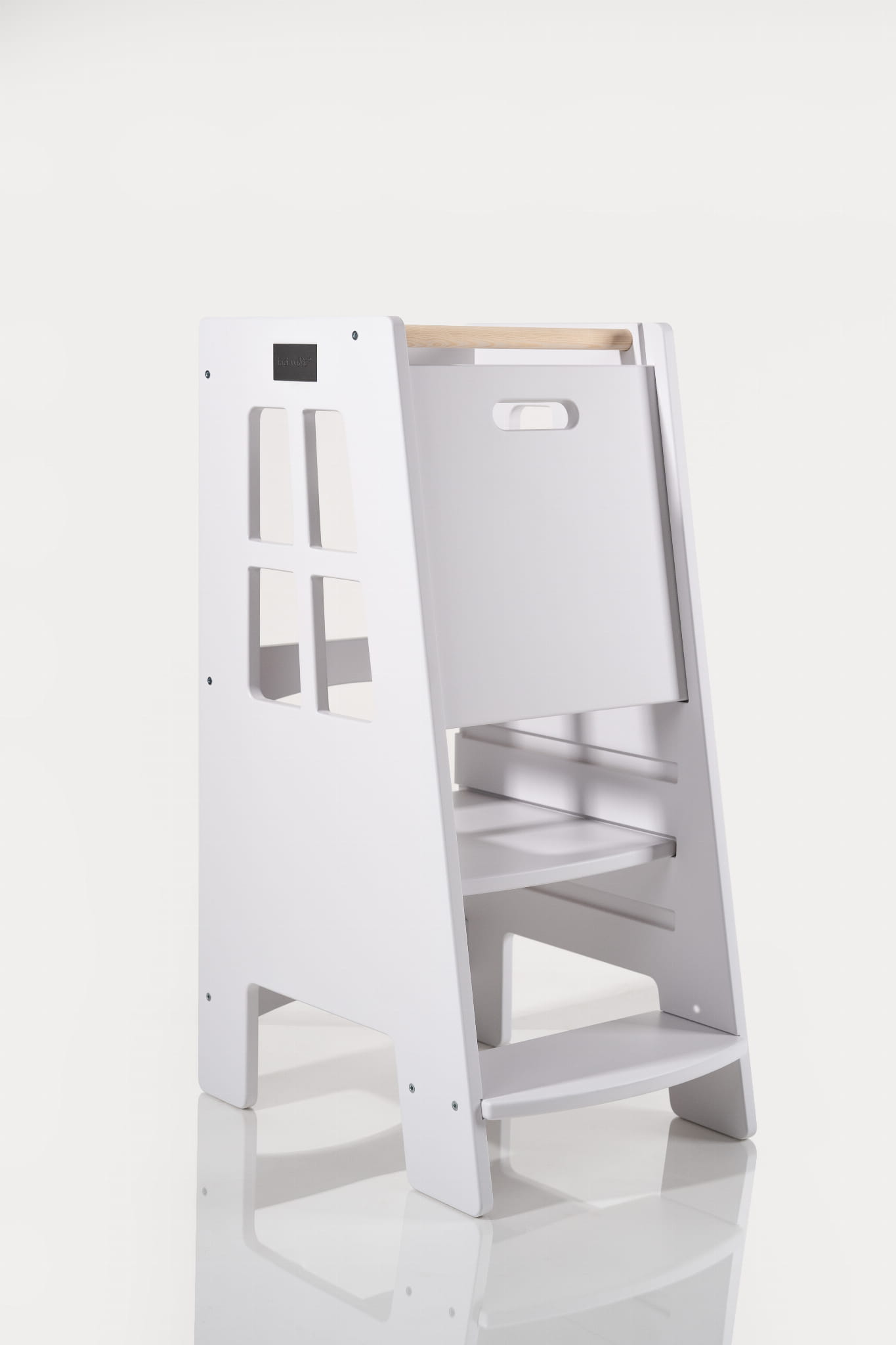 Premium Montessori learning tower
