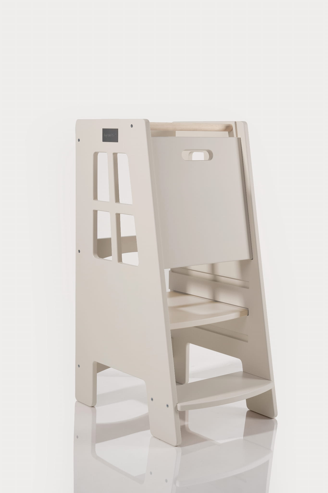 Premium Montessori learning tower