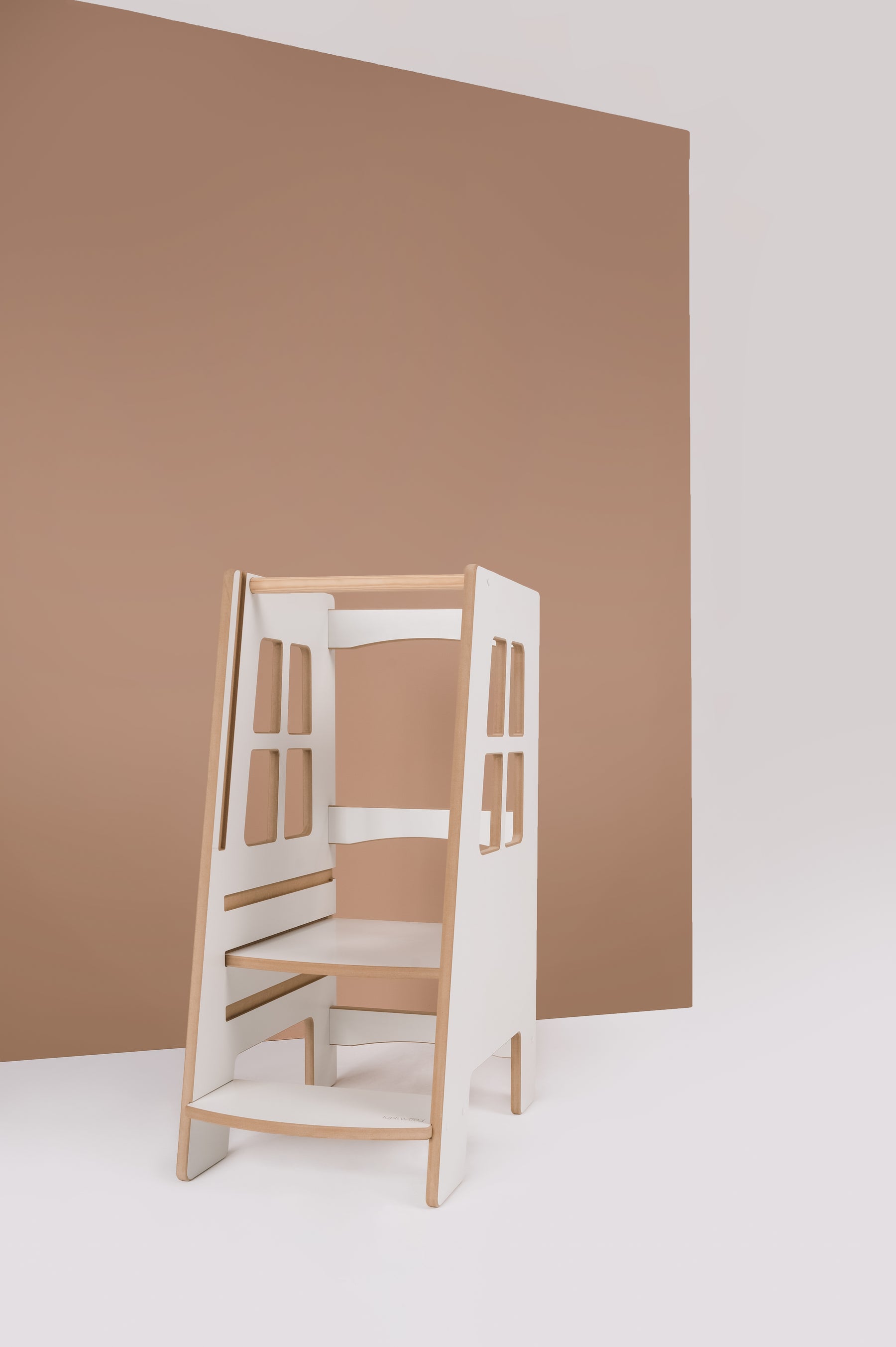 Premium Montessori learning tower