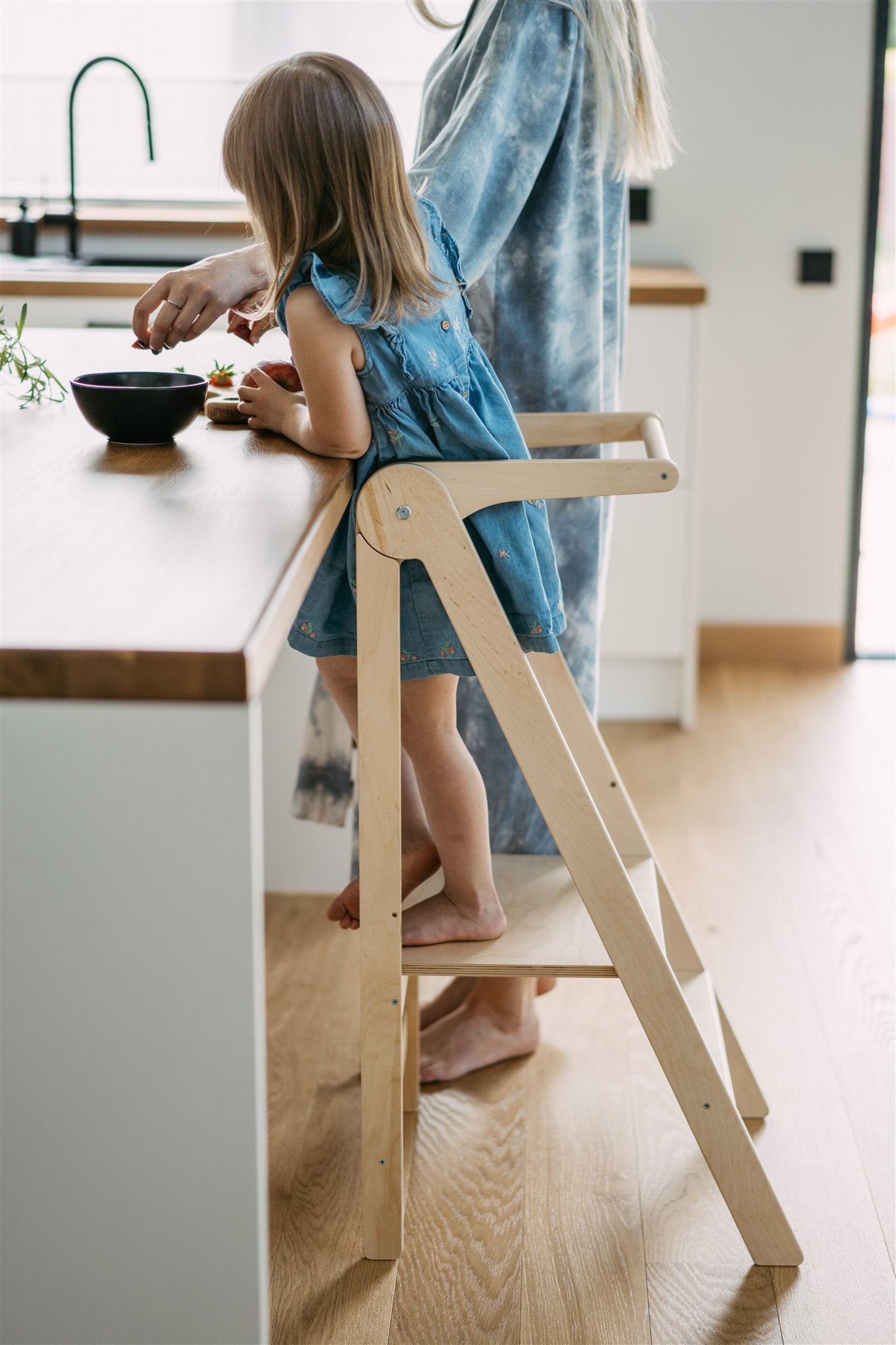 Torre de aprendizaje Montessori plegable y ultraplana