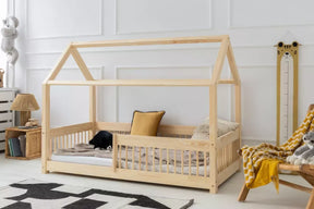 Cama infantil de madera MBW Mila